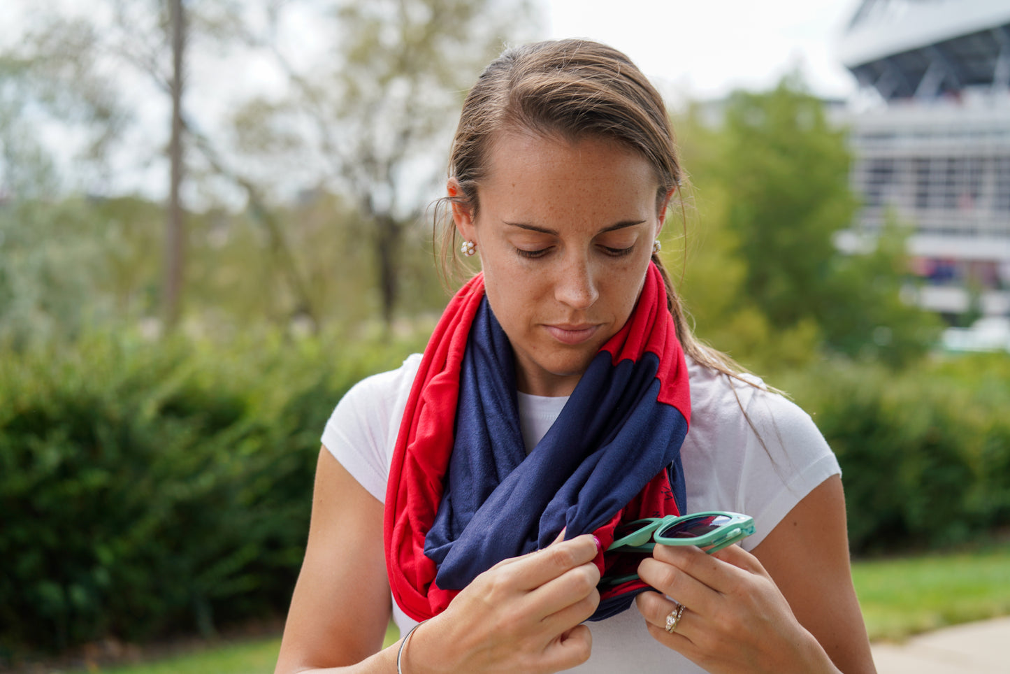 STADIUM Series Travel Scarf // Navy & Red