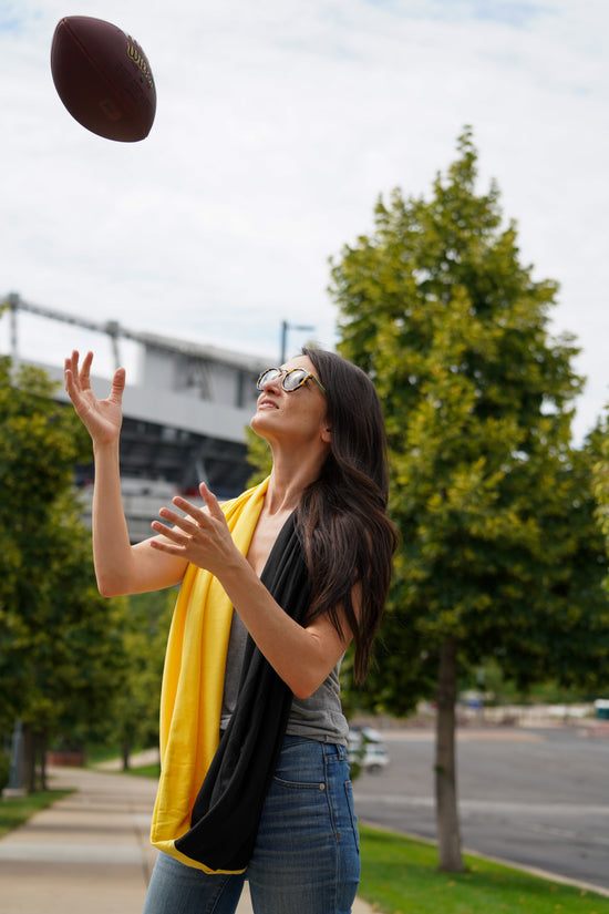 STADIUM Series Travel Scarf // Black & Yellow