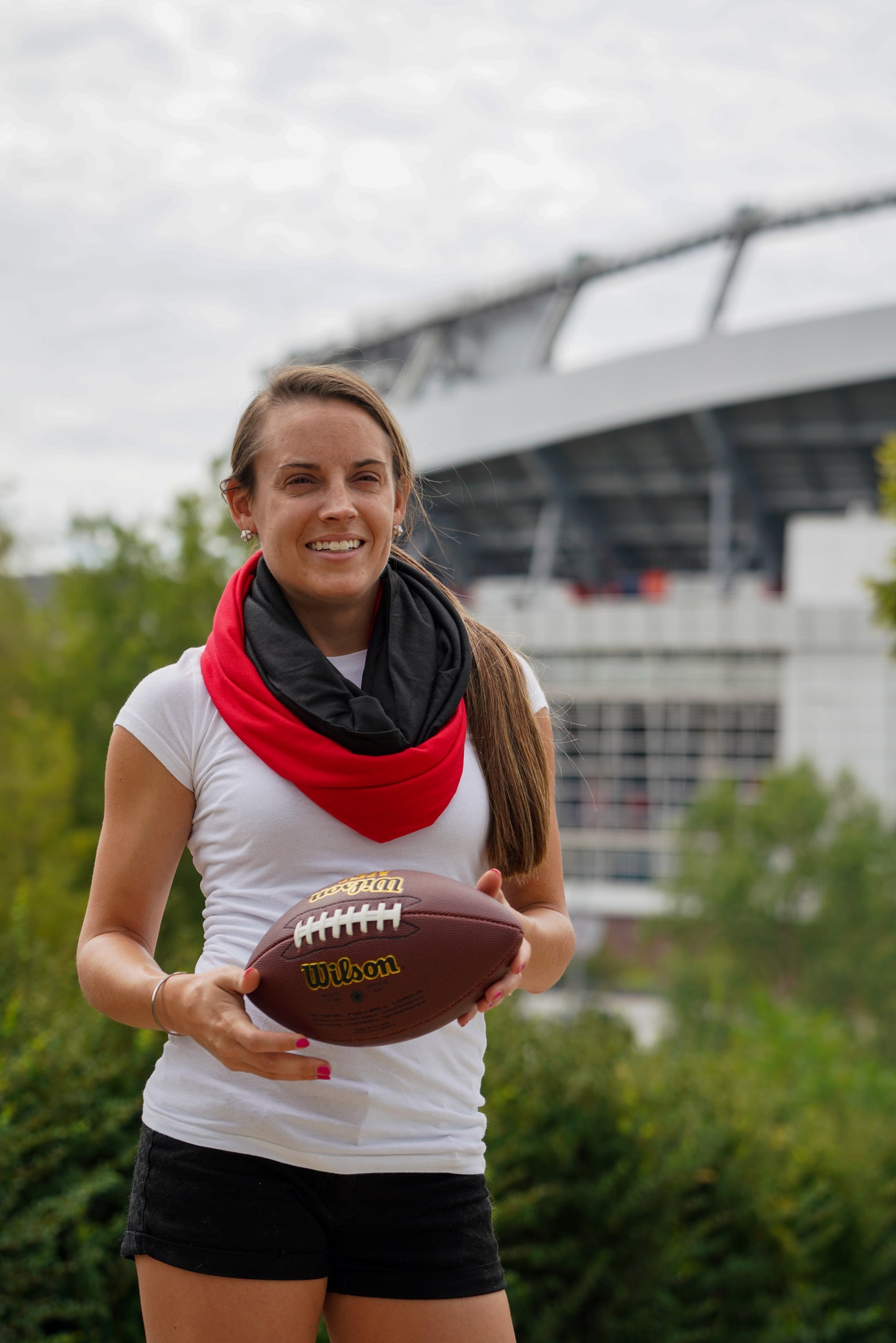 STADIUM Series Travel Scarf // Red & Black